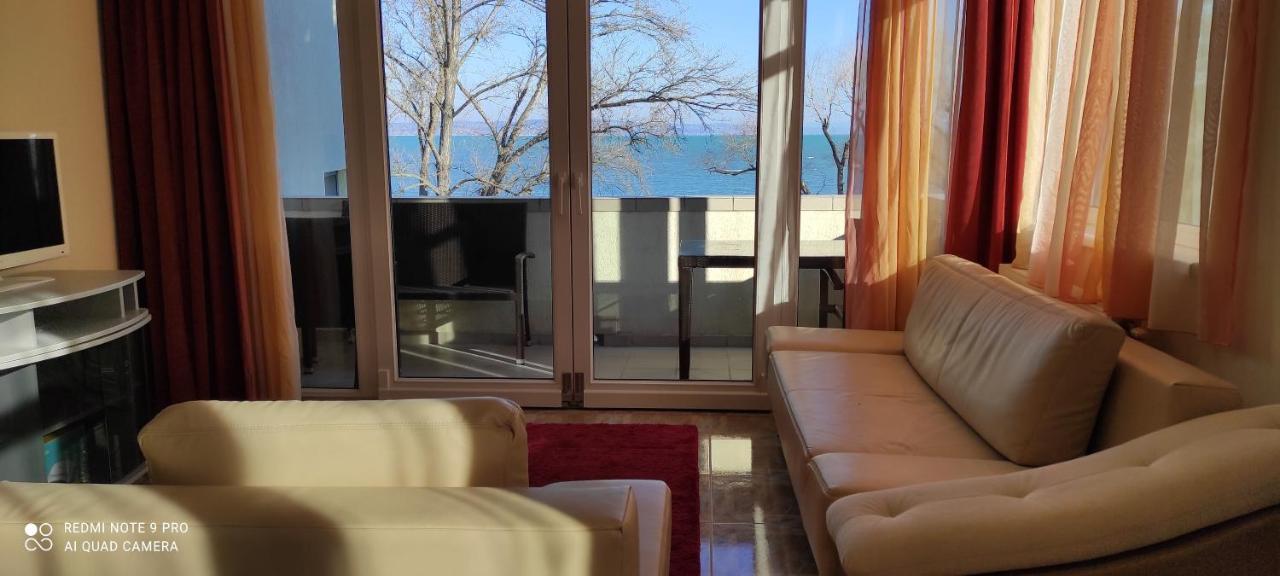 Onebeach Apartman Siofok Exterior photo