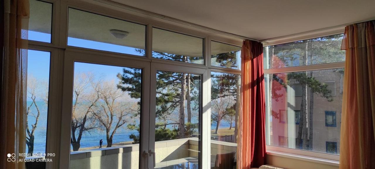 Onebeach Apartman Siofok Exterior photo
